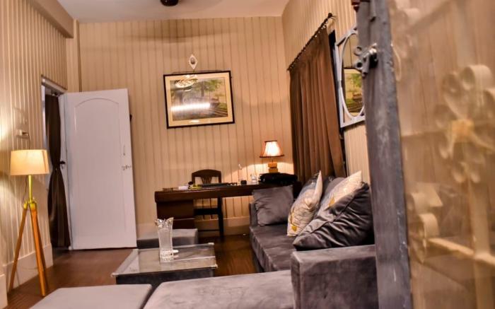Saltlake City Centre Homestay