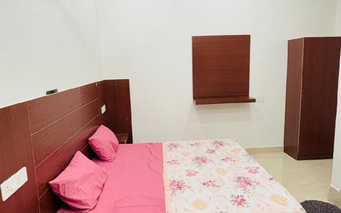 Ahem Palace Home Stay