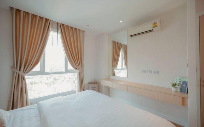 Grand Caribbean Condo Pattaya G1908 : Pool View