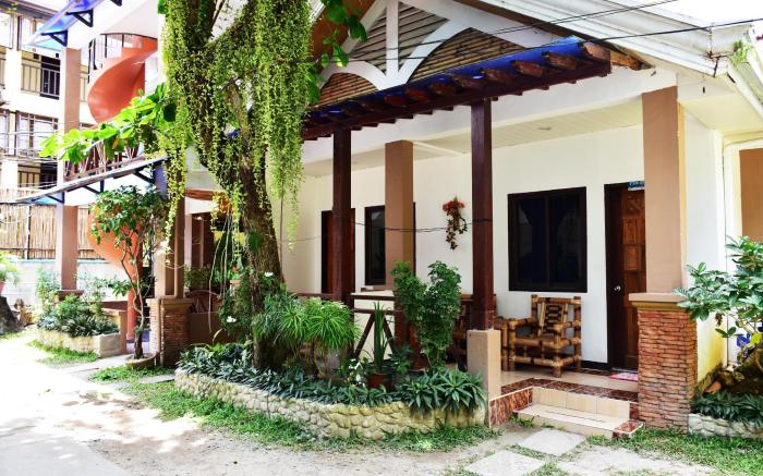 Rob and Fred Resort by Cocotel