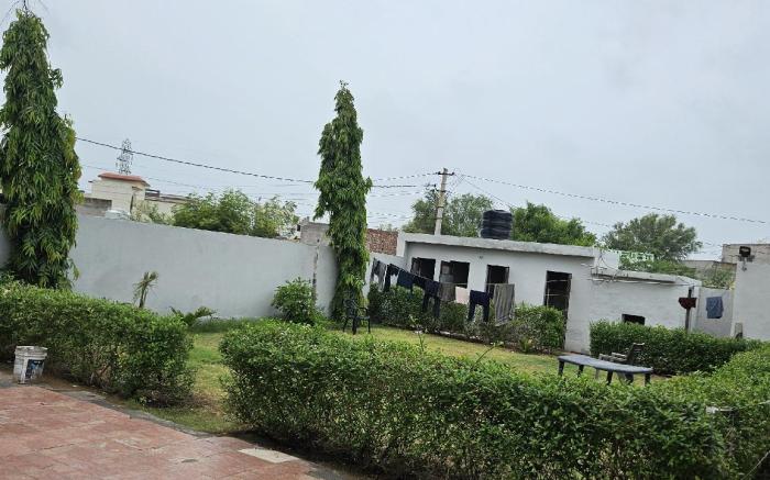 Vinay plaza Hotel & Restaurant 