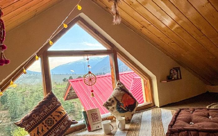 Kahaani: Private Chalet amidst Apple Orchards