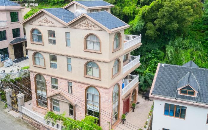 爱的小屋6室包栋