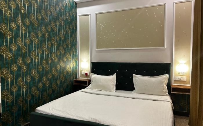 Hotel 7 Apple