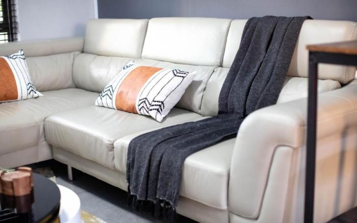 Luxurious Self-Catering Apartment in Benoni with Private Entrance