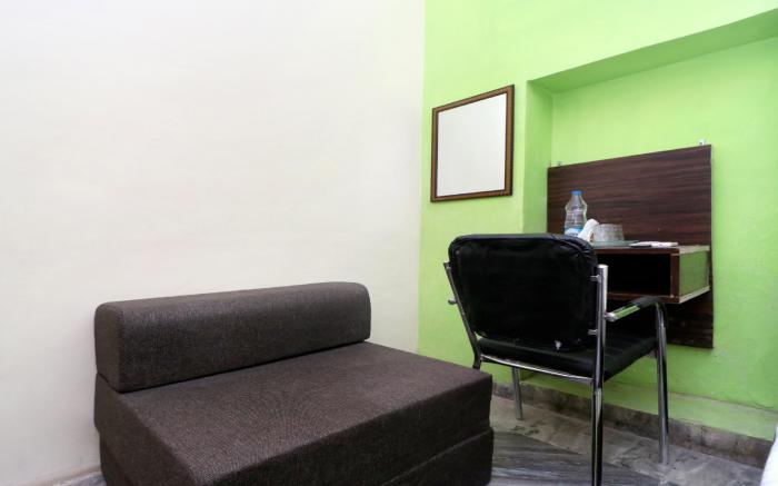 OYO 30935 Appna Ghar Hotel