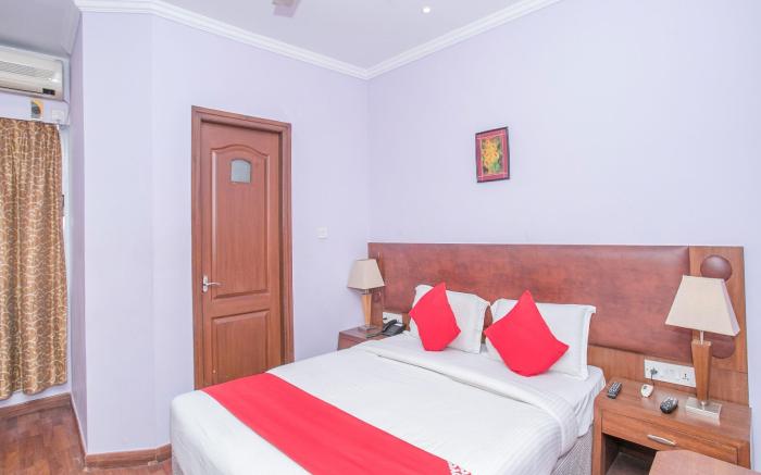 OYO 9925 The Ocea International