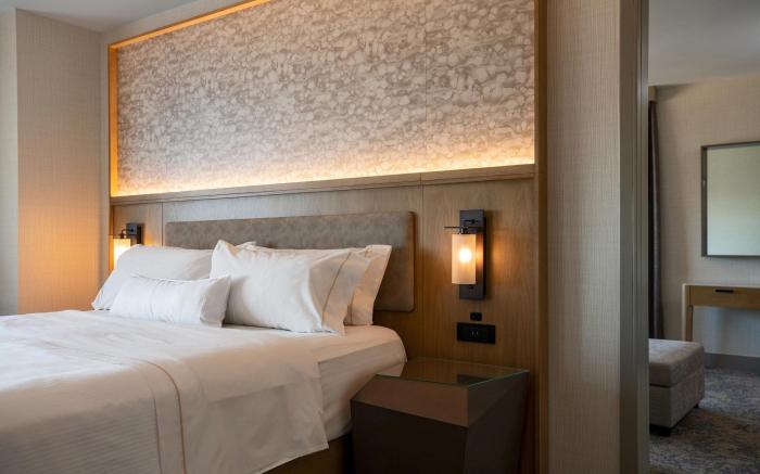 The Westin Chicago Lombard