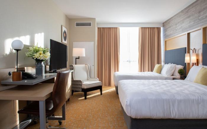 Holiday Inn & Suites Nashville Downtown – Broadway By IHG