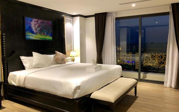 Aaron Vientiane Hotel