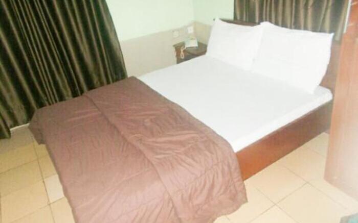 Banilux Guest House