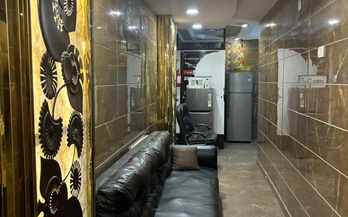 HOTEL AKASH CONTINENTAL