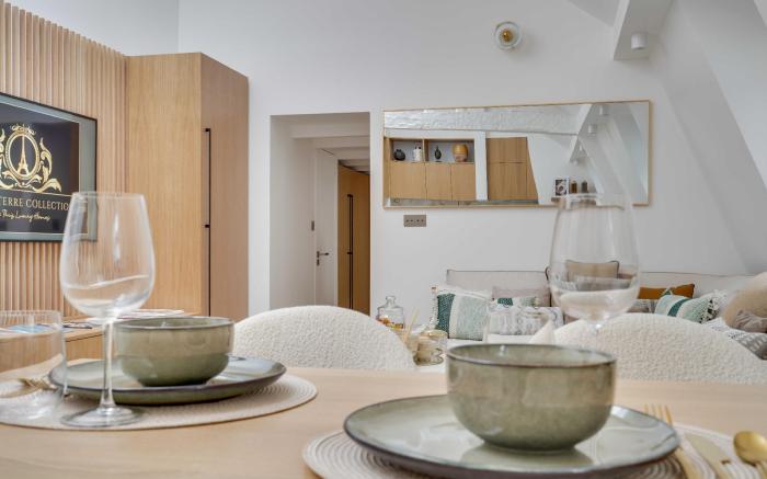 AMAZING HISTORICAL PARISIEN LOFT 
