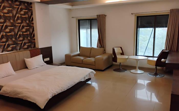 HOTEL NOVA HAVEN ANKLESWAR