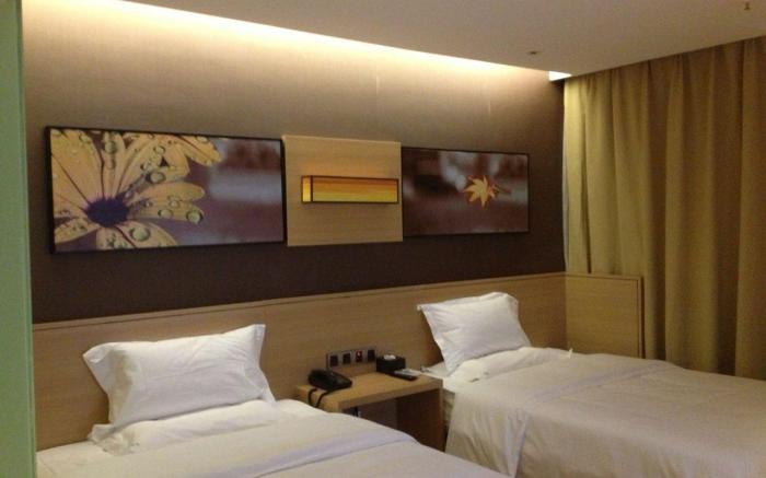 IU Hotel Kunming Xishan Wanda Joy City Railway Station