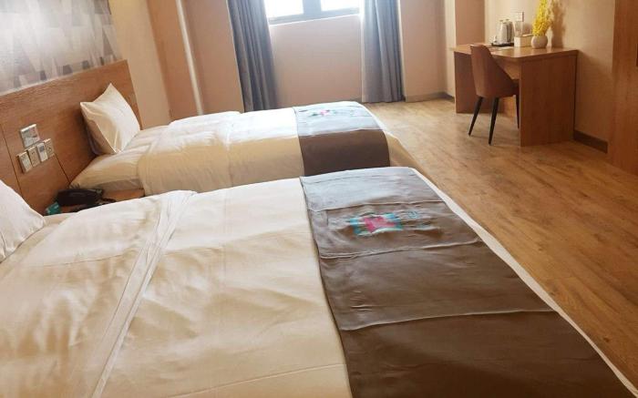 PAI Hotels·Jiangbei Airport Central Park
