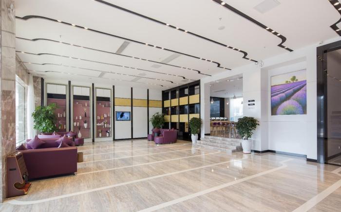 Lavande Hotels·Foshan West Railway Station Shishan University Town