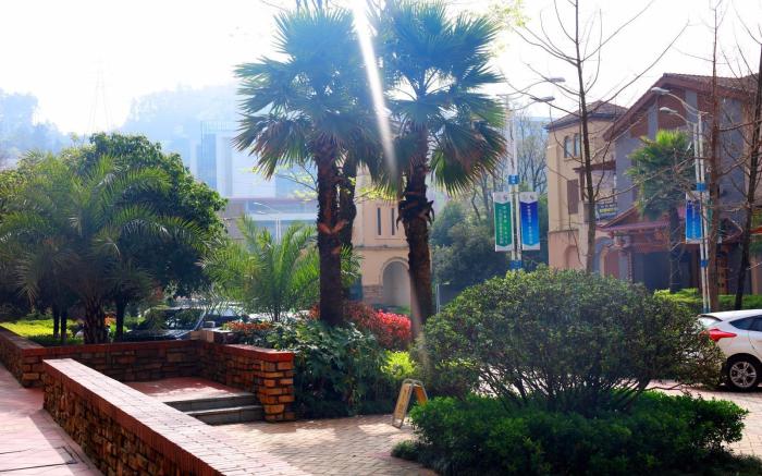 IU Hotel Guiyang Future Ark Baoli New City