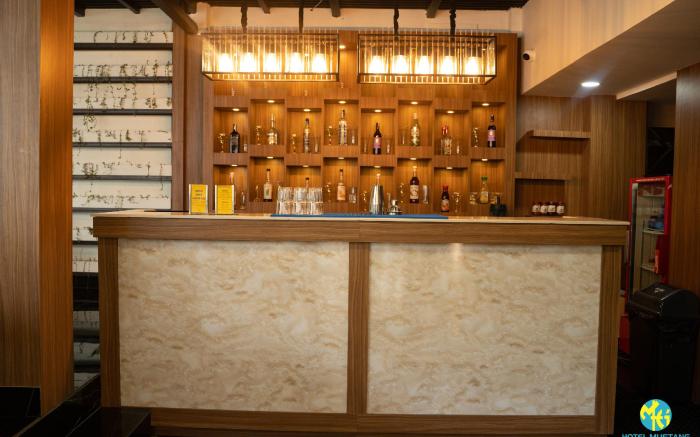 Hotel Mustang Holiday Inn