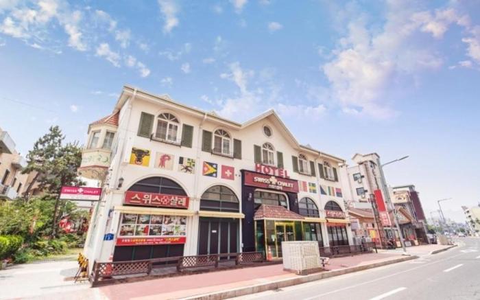 Daecheon Swiss Chalet Pension Hotel