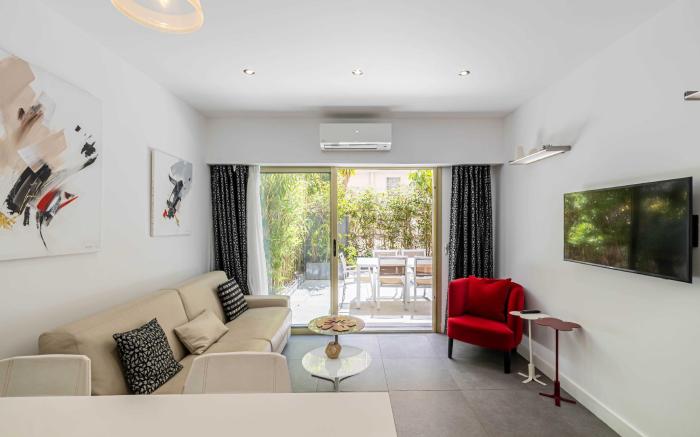 Standing flat 3P, 2 min from the Croisette