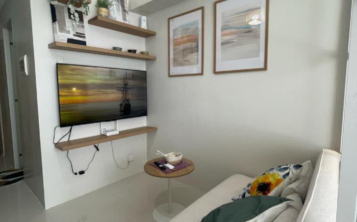 La Maison Condo Unit