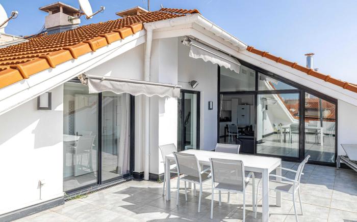 Luxury Penthouse 120mÂ² in the heart of Cannes