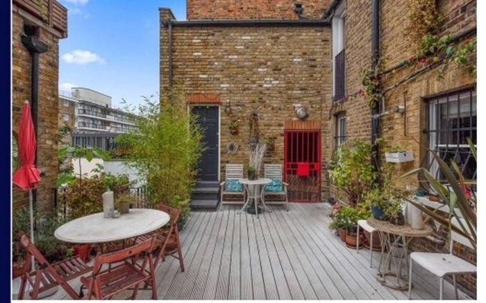 Artist home central london