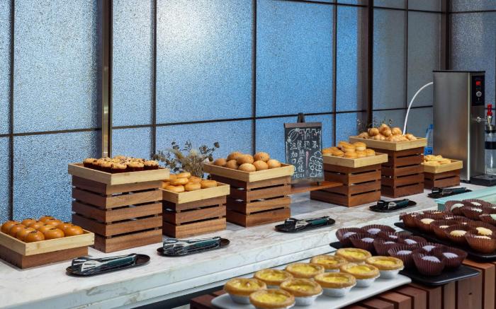 Shanghai Hongqiao Guanhua Hotel - Beixinjing Subway Station