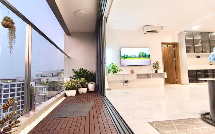 Three bedroom diamond as picture