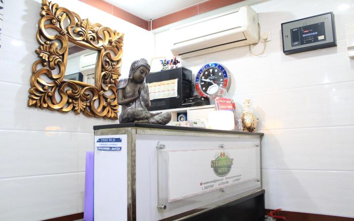 Strawberry Guest House - Toronto Motel Group