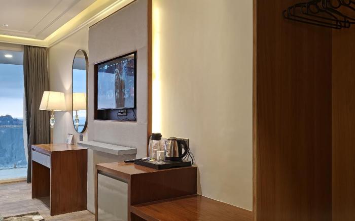 The Mirage A Luxury Boutique Hotel