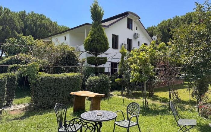 In Farmhouse - Room for 3 Person