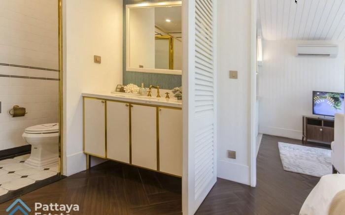 Grand Florida Pattaya beachfront 