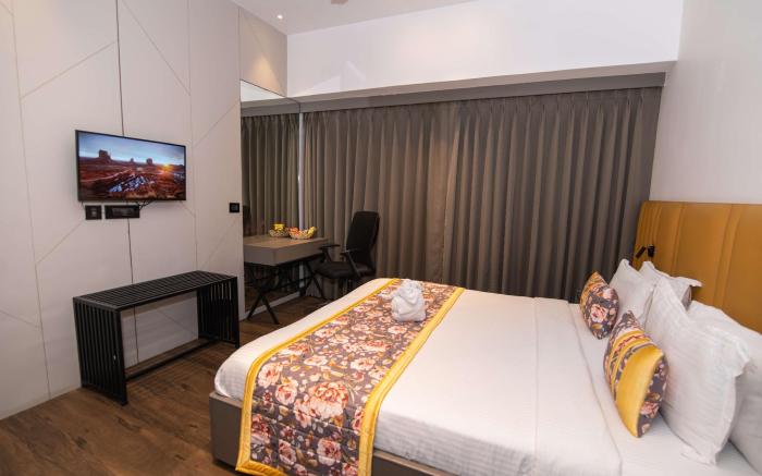 Urvi Banquets & Guest House 