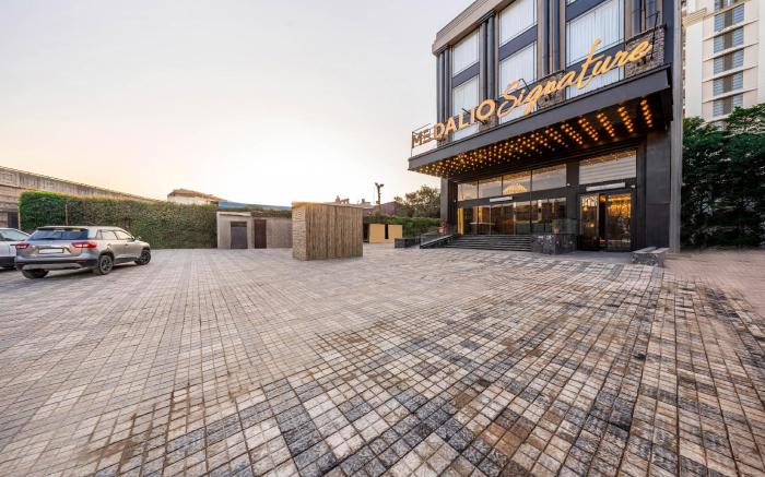 Medalio Signature Chandigarh Zirakpur
