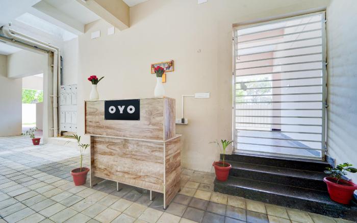 Hotel O by OYO Praneeth Residency