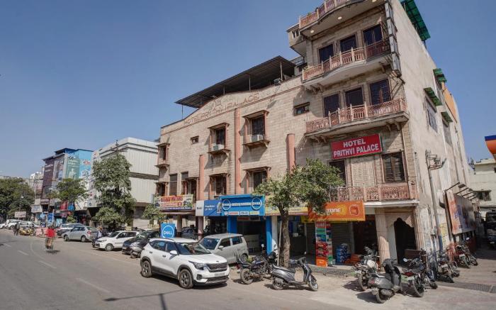 Hotel Prithvi Palace