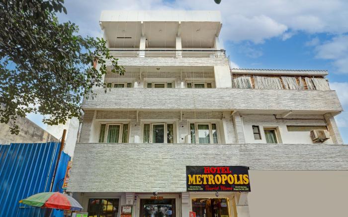Hotel Metropolis Tourist Home