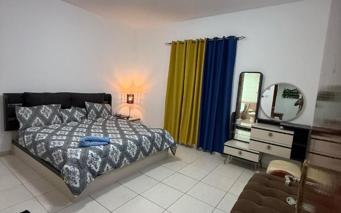 2  bed cosy apartment near Dubai sharjah border