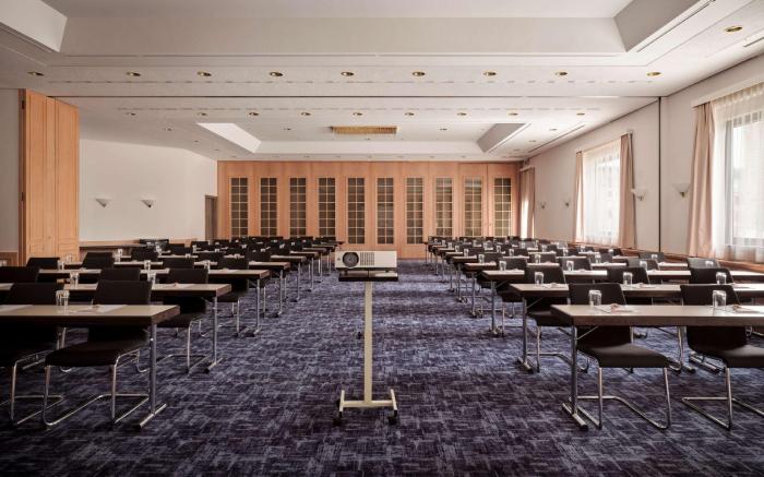 Spark by Hilton Wuppertal City Centre