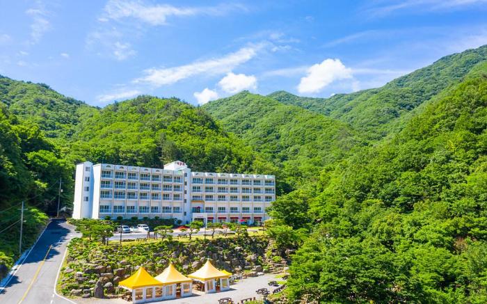 Junsung Resort