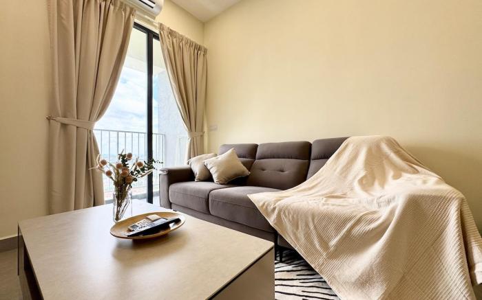 Elegant Urban Escape | 3BDR Suite by Moka