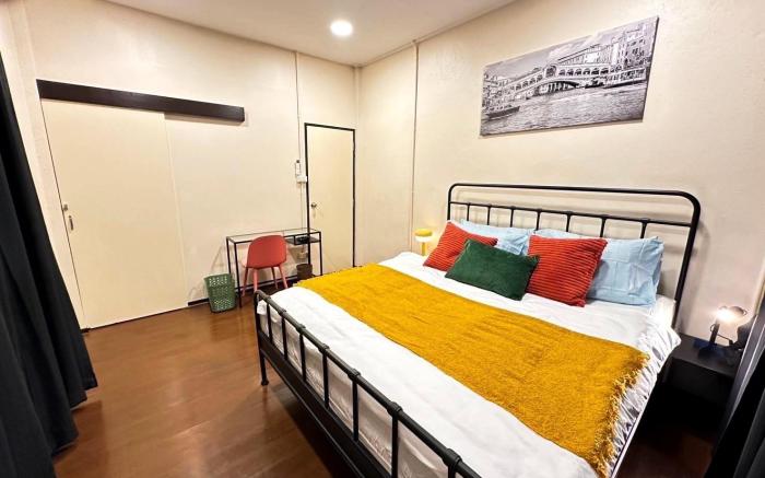 Twenty-one BKK House