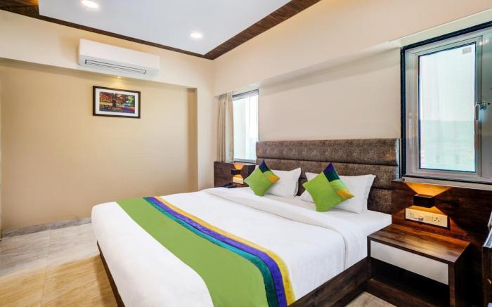 Opulence Inn near city palace