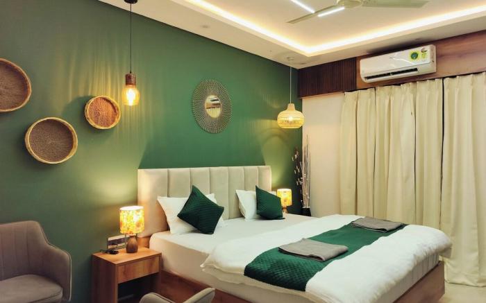 Cozycostays | Couple friendly |