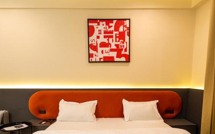 Omaxe studio Apartment@Hazratganj