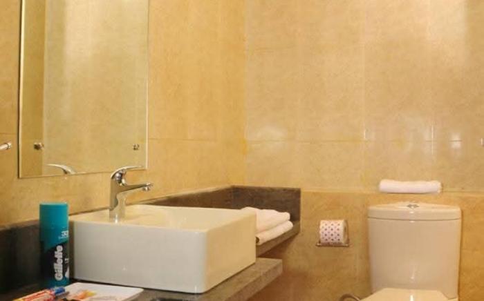 Goroomgo City Grand Delhi