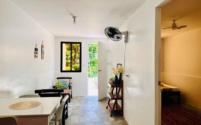 1bedroom, quiet and close to the Hartman BEACH!
