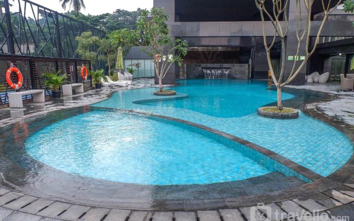 Well Designed 1BR L'Avenue Pancoran By Travelio